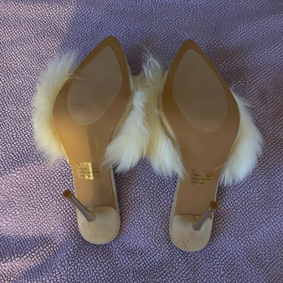 Never worn size 9 furry mules. They’re too big for me - Picture 2 of 4